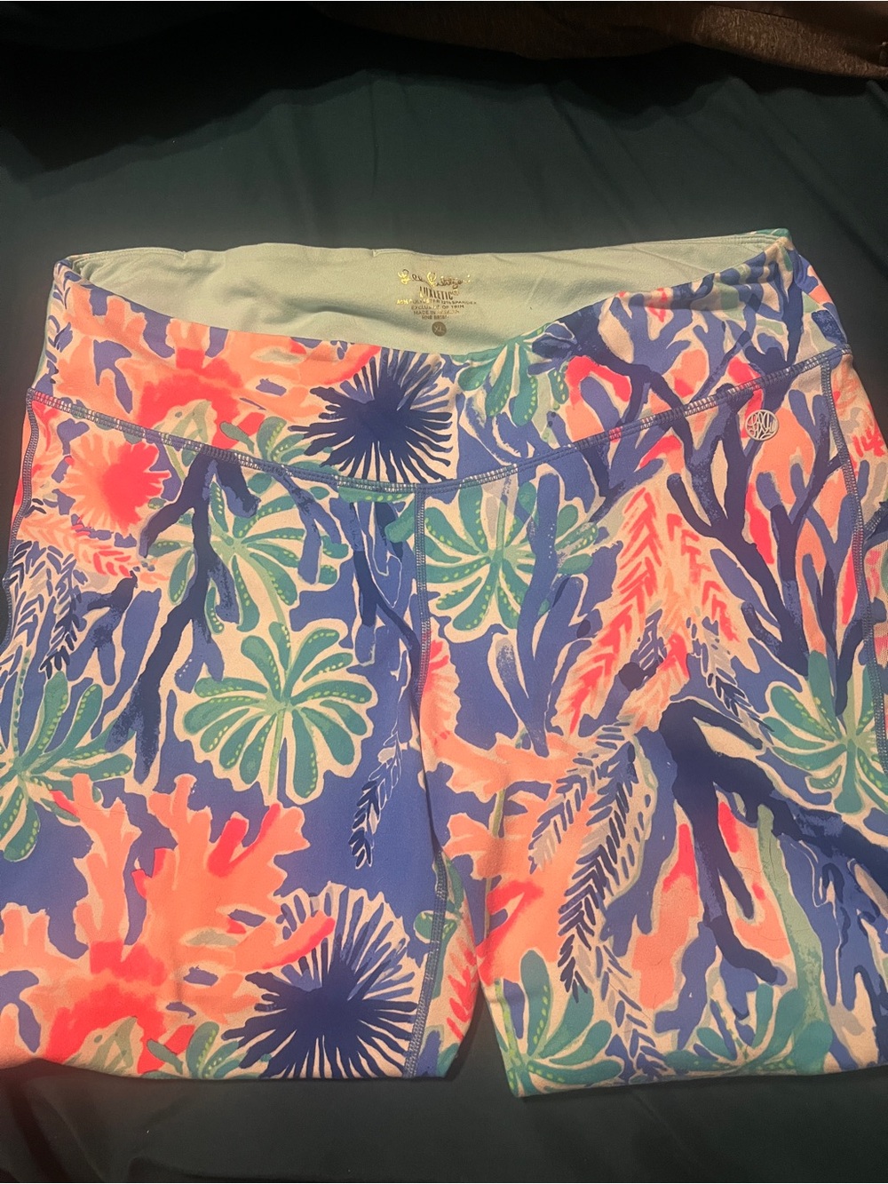 Lilly Pulitzer Coral, Blue & Mint Tropical Cropped Leggings